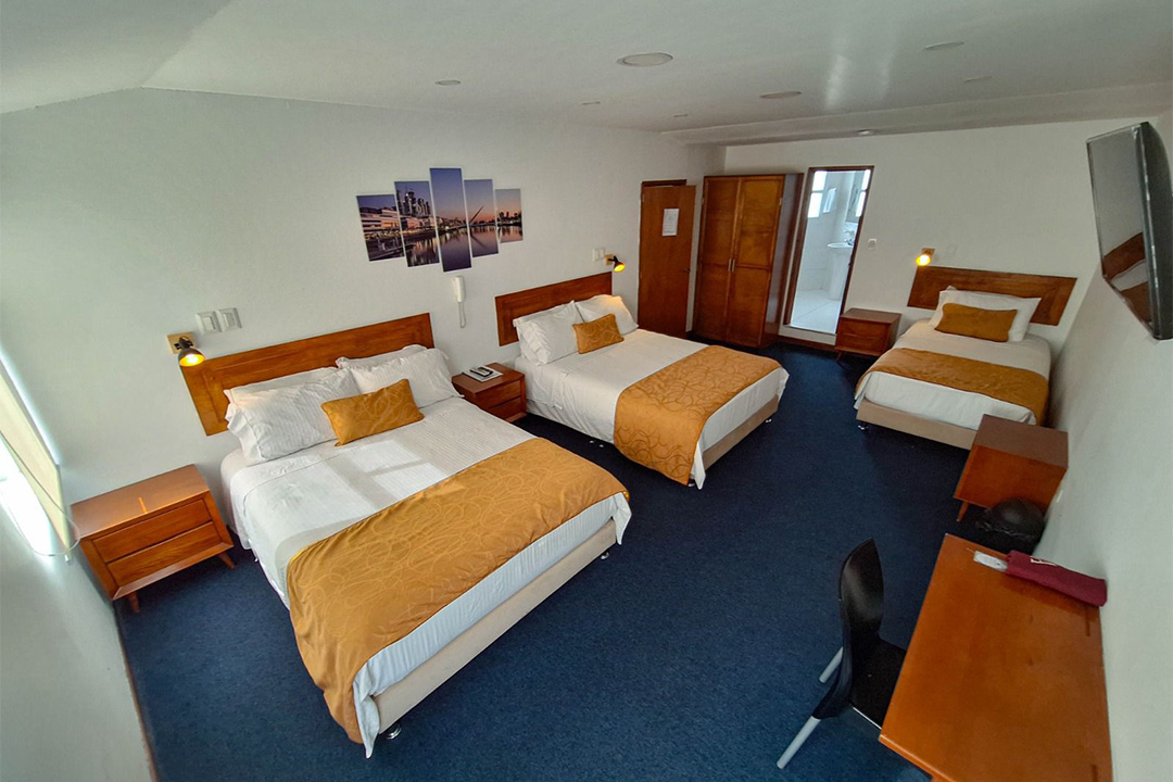 hotel estacion salina